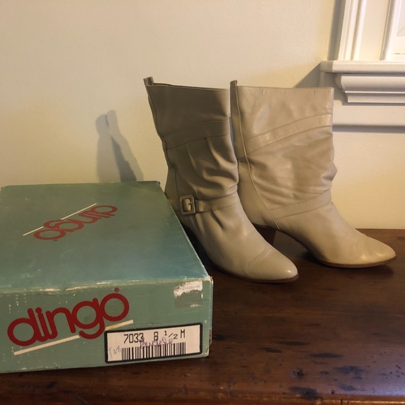dingo Shoes - Vintage dingo Ladies Beige Boots